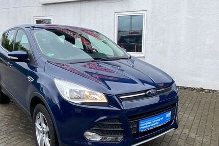 Ford Kuga 73.000 km 10.990 &euro; Goslar 38644