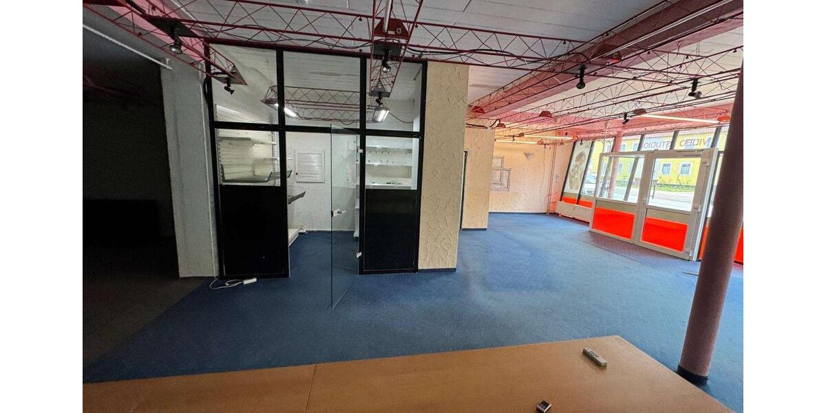 Repräsentative Gewerbefläche für Büro, Praxis o. Dienstleistung in sehr guter Lage in SZ-Lebenstedt zimmer