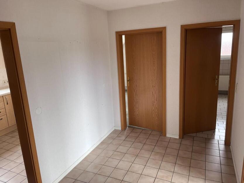 Preiswerte 2-Raum-DG-Wohnung mit BalkonEinbauküche in Vienenburg