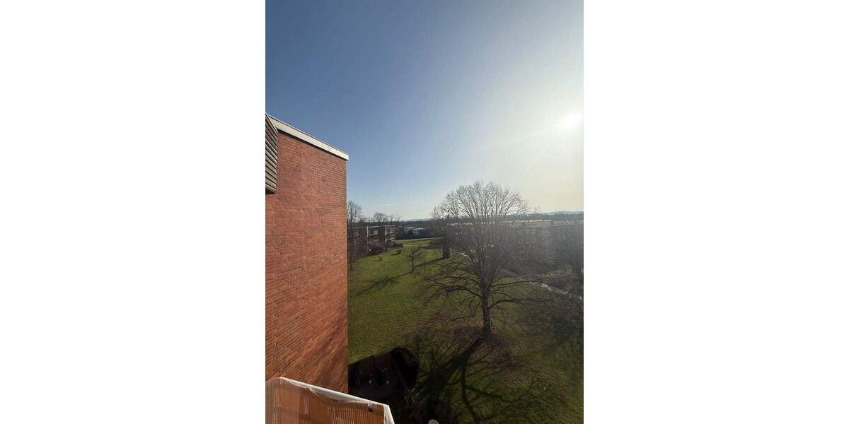 Etagenwohnung Salzgitter Lebenstedt - 3 Zimmer, 66 m&sup2;, 400&euro; | Angebot:26246771