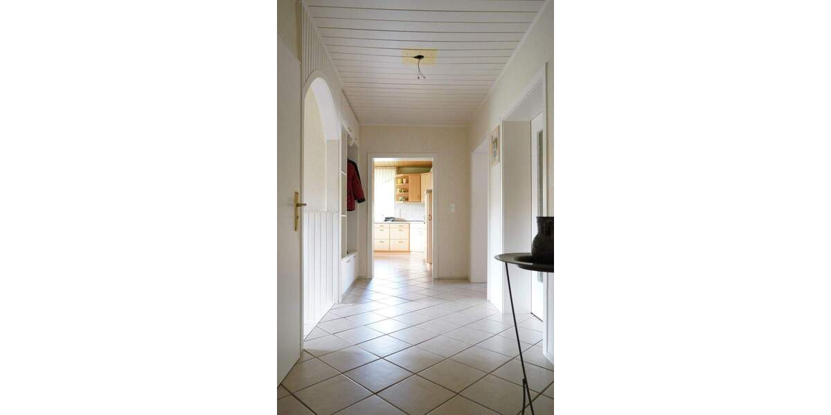 Etagenwohnung Edemissen Wipshausen - 3 Zimmer, 108 m&sup2;, 85.000&euro; | Angebot:25682282