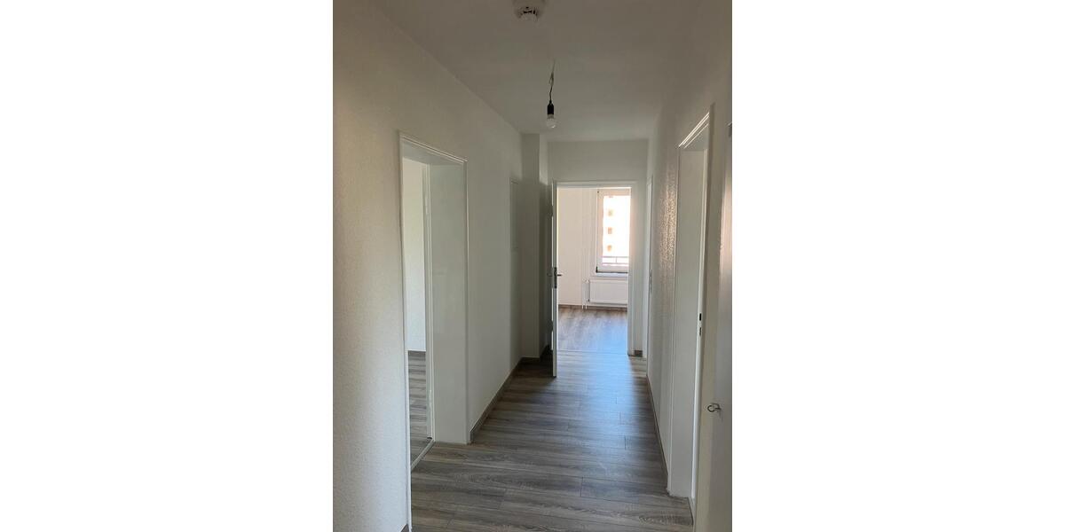 Etagenwohnung Salzgitter - 4 Zimmer, 74 m&sup2;, 446&euro; | Angebot:26249490