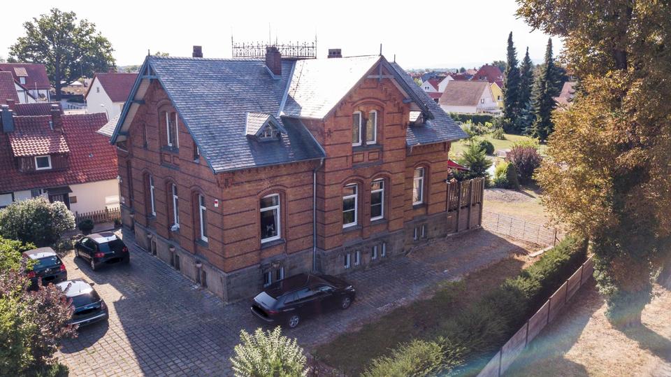 Villa Schladen-Werla Werla - 8 Zimmer, 303 m&sup2;, 410.000&euro; | Angebot:25106024