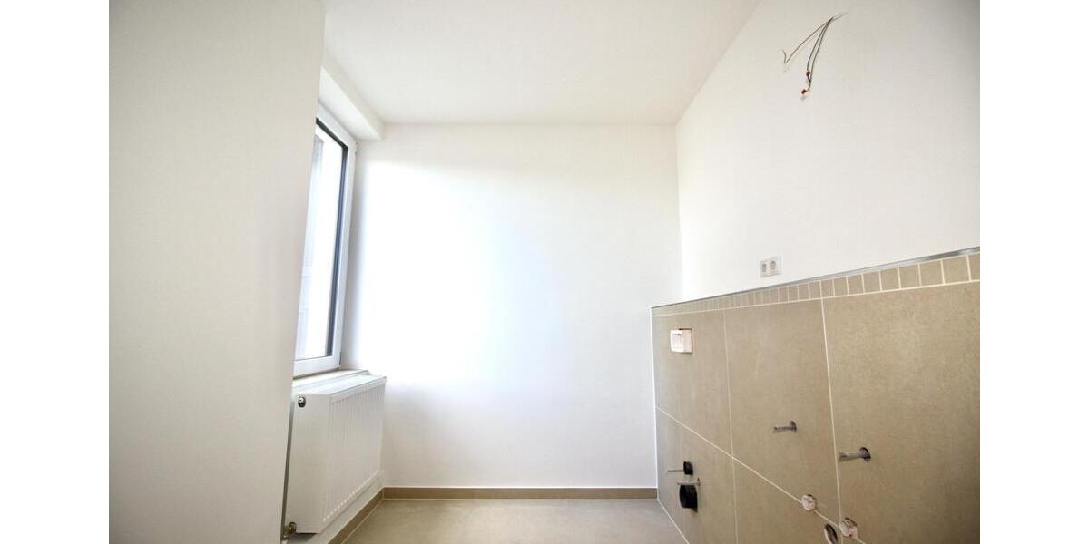 Hoheneggelsen! ERSTBEZUG nach SANIERUNG! Großer Garten! 6 zimmer