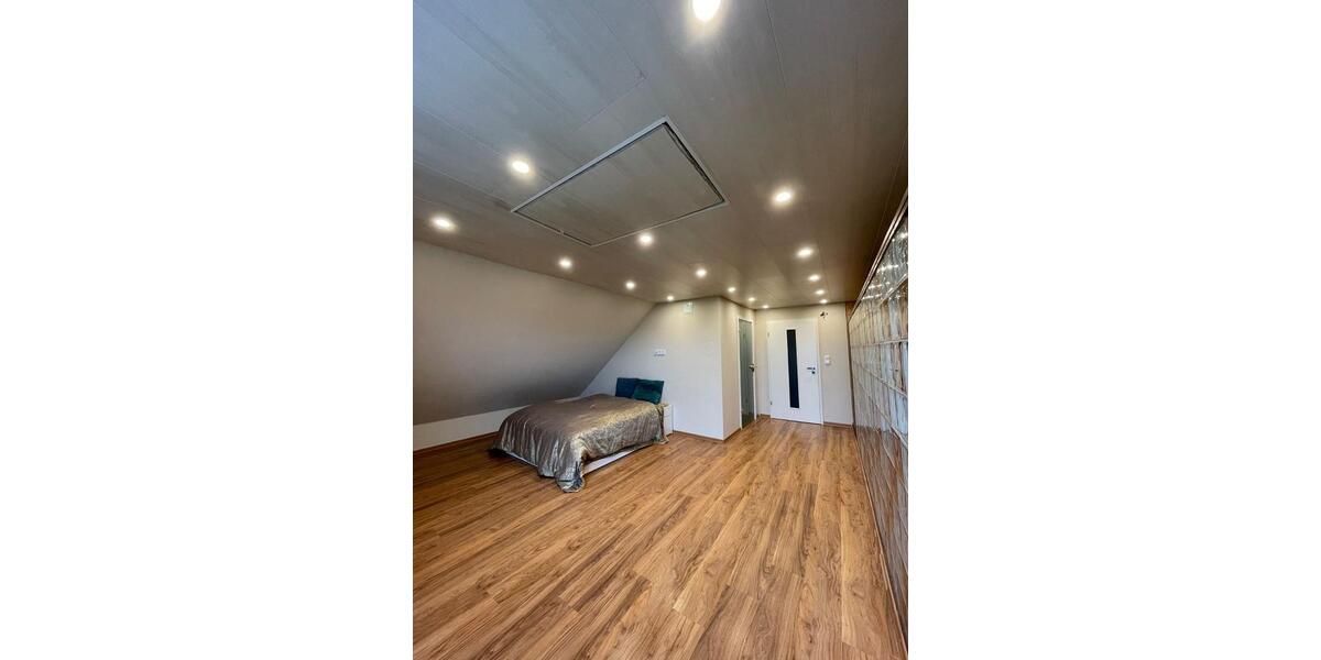 Doppelhaushälfte Vechelde - 6 Zimmer, 220 m&sup2;, 2.290&euro; | Angebot:25181984