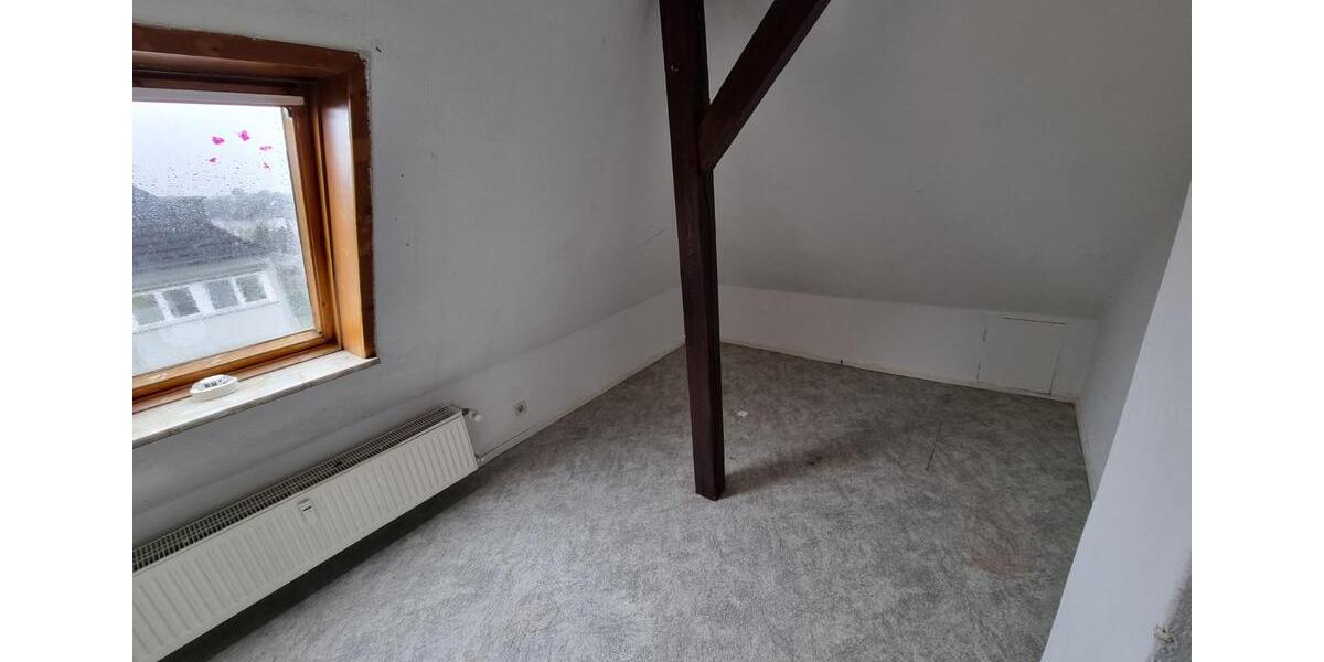 Dachgeschoßwohnung Braunschweig Lehndorf-Watenbüttel - 3 Zimmer, 45 m&sup2;, 400&euro; | Angebot:25169140