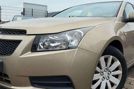 Chevrolet Cruze 67.000 km 2.690 &euro; Hildesheim 31137