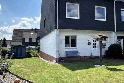 Reihenendhaus mit grünem Garten und Garage! 5 zimmer