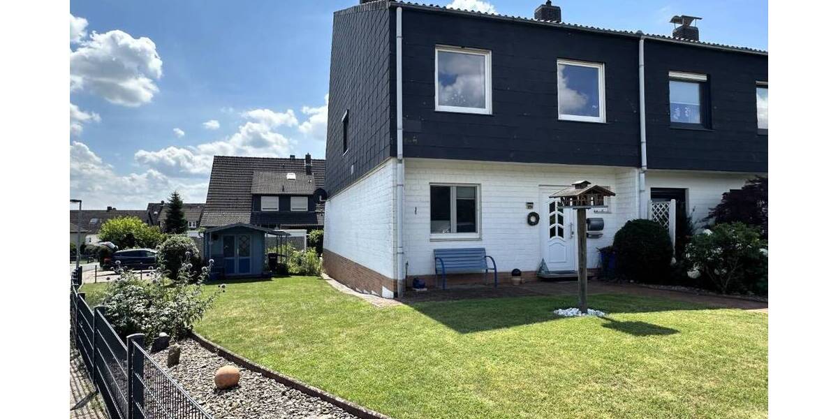 Reihenendhaus mit grünem Garten und Garage! 5 zimmer