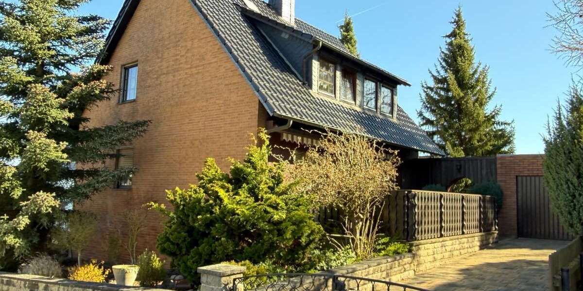 Einfamilienhaus Bockenem - 5 Zimmer, 100 m&sup2;, 220.000&euro; | Angebot:26067657