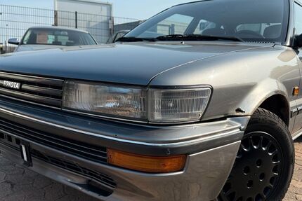 Toyota Corolla 125.000 km 1.999 € Hildesheim 31137