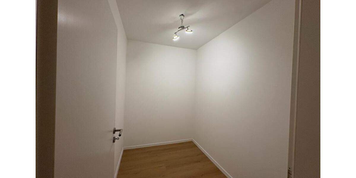 Etagenwohnung Peine Südstadt - 2 Zimmer, 76 m&sup2;, 850&euro; | Angebot:25430997