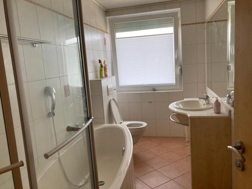 Attraktive 3 Zimmer Eigentumswohnung, Balkon, Seeblick Mietkauf zimmer