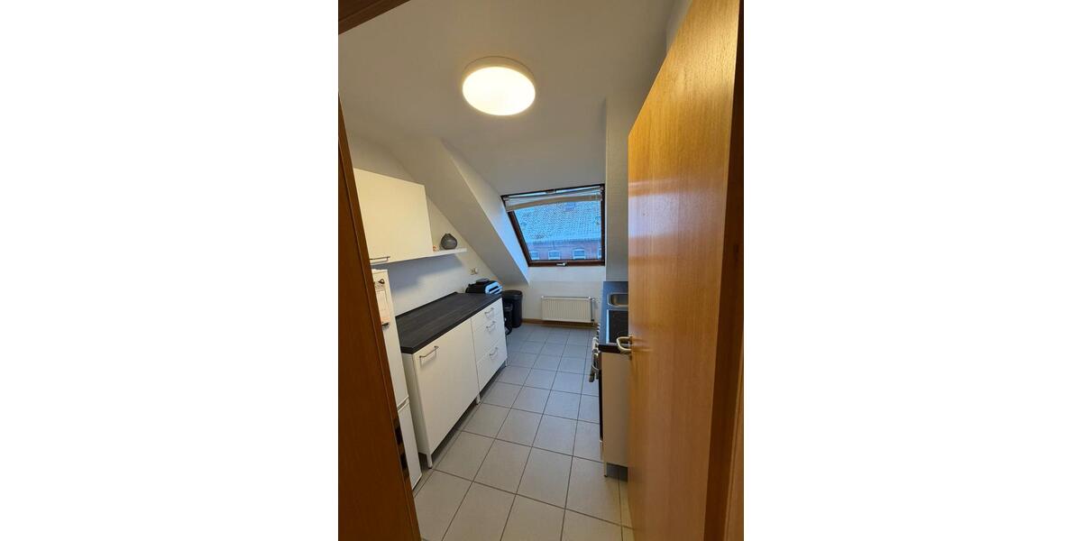 Dachgeschoßwohnung Hildesheim - 2 Zimmer, 60 m&sup2;, 390&euro; | Angebot:25157587