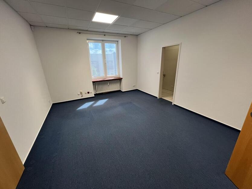 Büros zur Miete: von 208 m² bis 1.011 m² zimmer