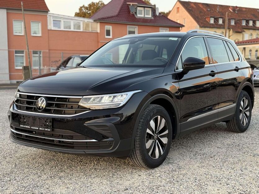 VW Tiguan 11.400 km 34.900 € Hildesheim 31137