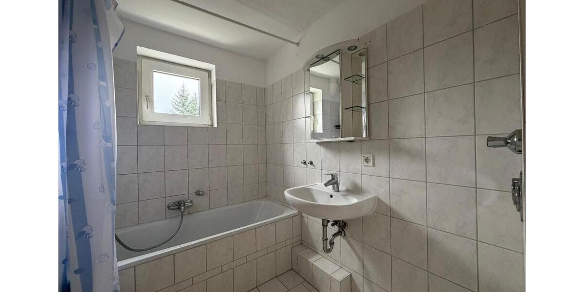 Dachgeschoßwohnung Braunschweig Lehndorf-Watenbüttel - 3 Zimmer, 70 m&sup2;, 631&euro; | Angebot:26062271