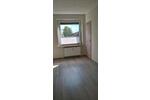 2 Zimmer Wohnung mit Balkon und Autostellplatz, in SZ Krähenriede