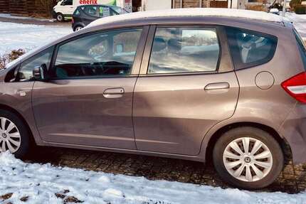 Honda Jazz 137.500 km 4.999 &euro; Harsum 31177