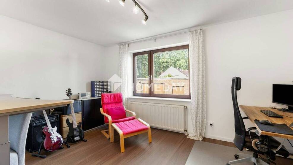 Naturnahes Wohnen: Attraktives Ein- bis Zweifamilienhaus mit großem Grundstück, Garage und Werkstatt