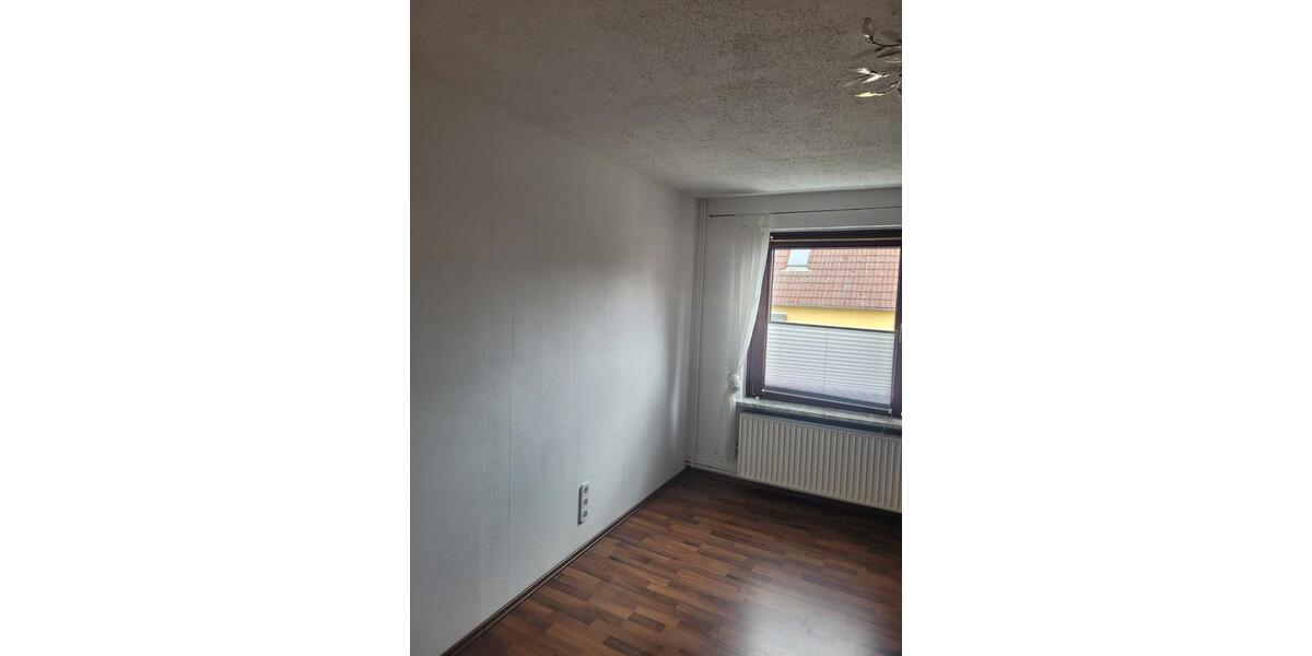 Gemütliche 2,5-Zimmer-Wohnung, teilmöbliert 2.5 zimmer