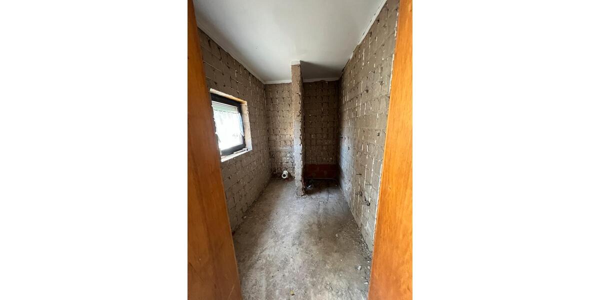 Einfamilienhaus Bad Salzdetfurth - 4 Zimmer, 96 m&sup2;, 39.000&euro; | Angebot:26504190