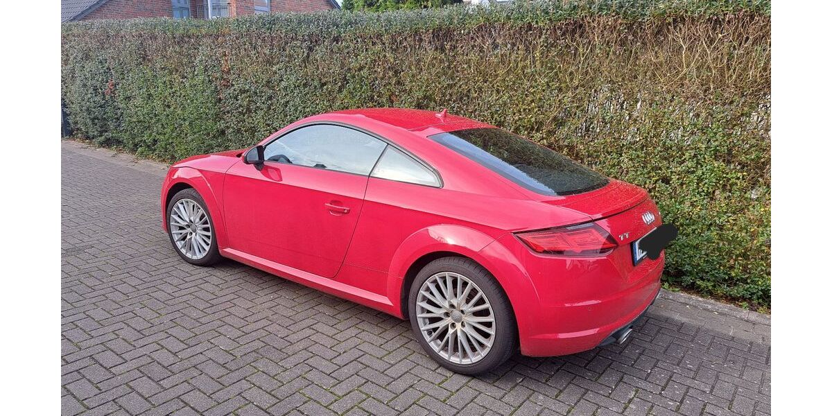 Audi TT 225.000 km 13.900 € Söhlde 31185