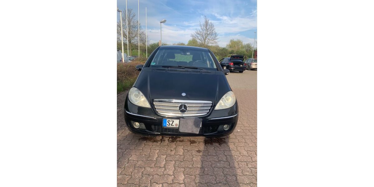Mercedes-Benz A 150 167.300 km 1.500 &euro; Salzgitter 38226