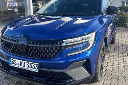 Renault Austral 5.608 km 37.890 &euro; Braunschweig 38124