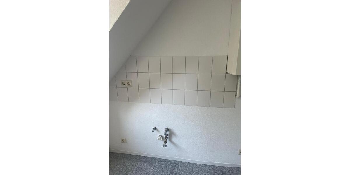 Dachgeschoßwohnung Braunschweig Nordstadt - 3 Zimmer, 70 m&sup2;, 745&euro; | Angebot:27579618