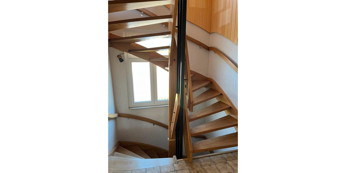 Einfamilienhaus Wolfenbüttel Ahlum - 8 Zimmer, 180 m&sup2;, 1.800&euro; | Angebot:25980738