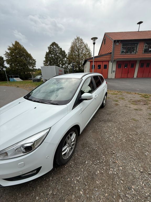 Ford Focus 183.300 km 8.180 € Wolfenbüttel 38300