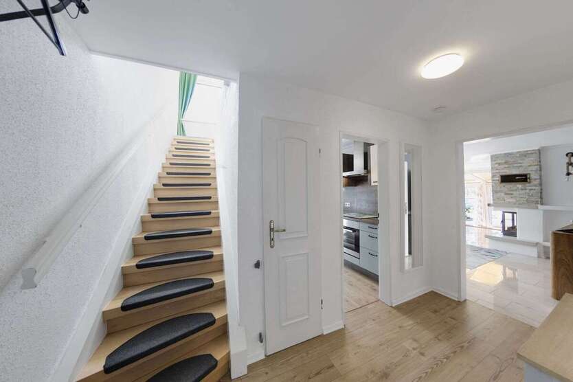 Haus zum Kaufen in Salzgitter 369.000 € 193 m² 7 zimmer