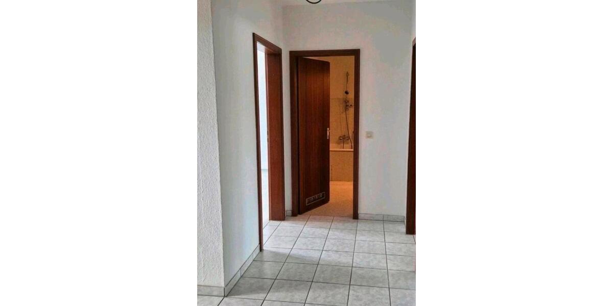 Etagenwohnung Hildesheim Himmelsthür - 2 Zimmer, 67 m&sup2;, 600&euro; | Angebot:25933151