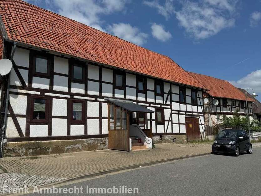 Haus zum Kaufen in Lutter 185.000 € 320 m²