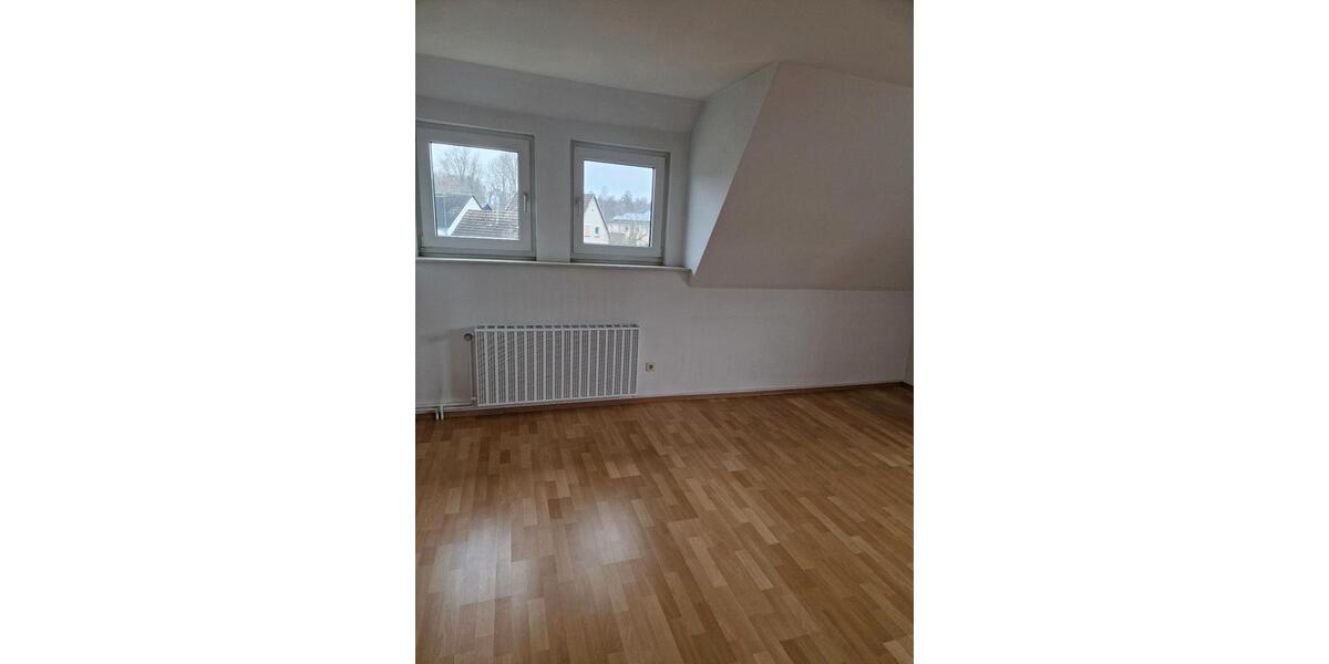 Einfamilienhaus Peine Südstadt - 7 Zimmer, 140 m&sup2;, 350.000&euro; | Angebot:25539943