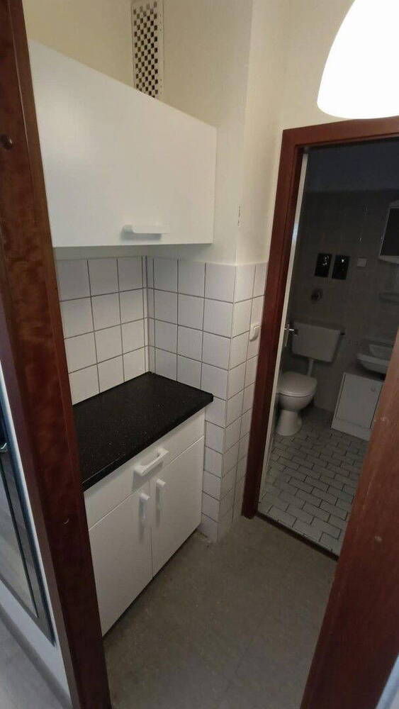 BEREITS RESERVIERT ! - Apartment Stadtmitte + Küche + Balkon
