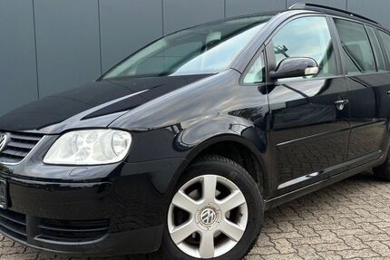 VW Touran 281.800 km 2.490 € Braunschweig 38110