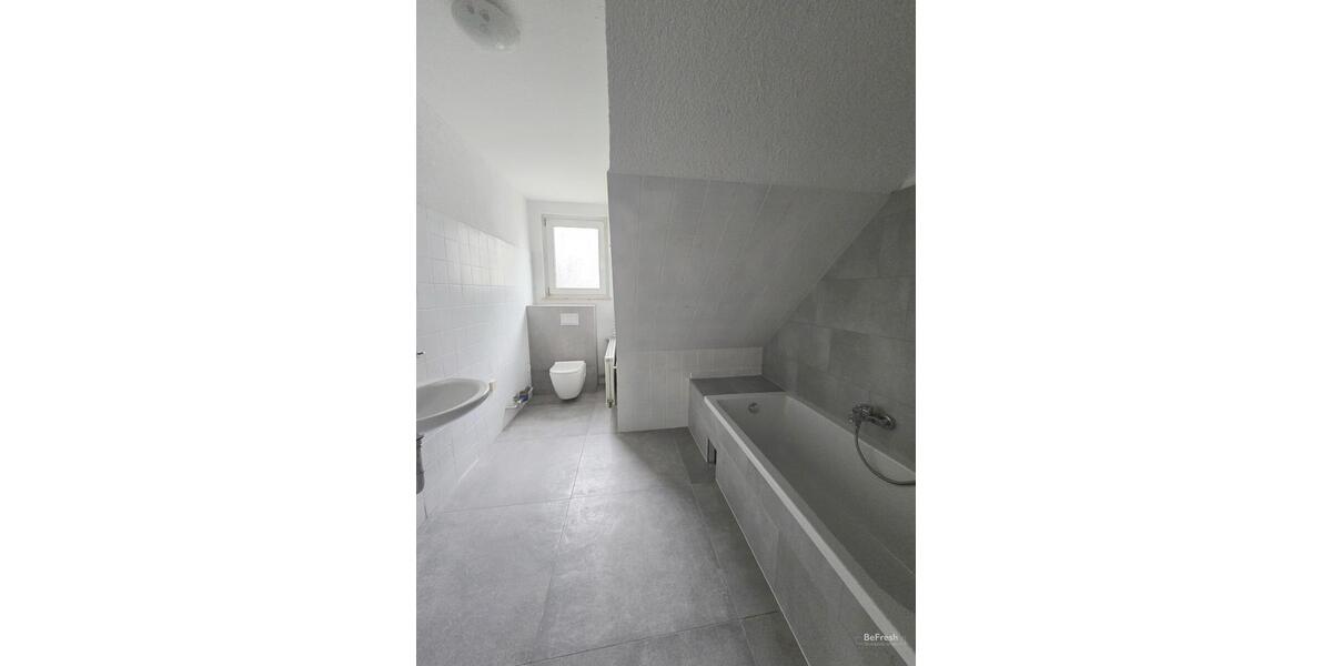 Endlich Raum zum Durchatmen I renovierte 4-Zimmer -Wohnung im Erdgeschoss 4 zimmer