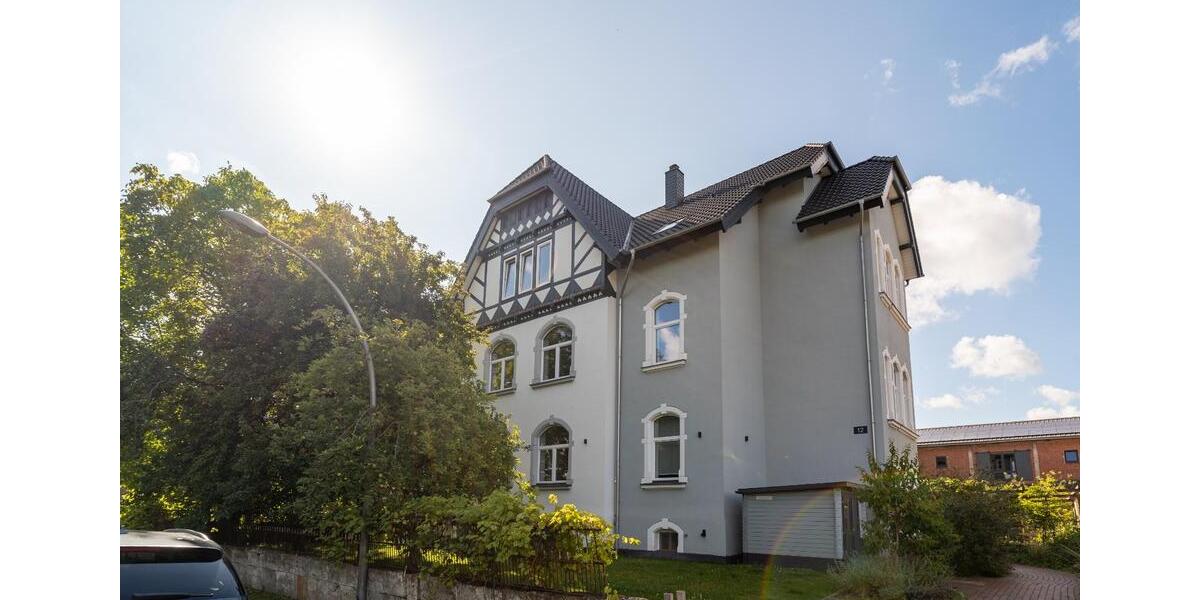 Tolle Altbauwohnung im Herrenhaus 1 zimmer