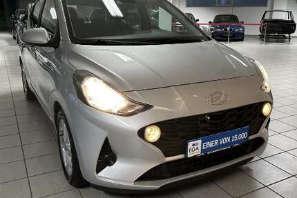 Hyundai i10 30.426 km 12.330 &euro; Salzgitter 38228