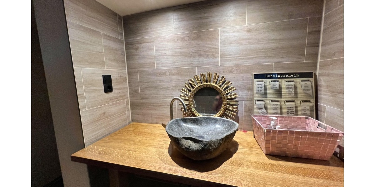 Saniertes Objekt mit großer Scheune 9 zimmer