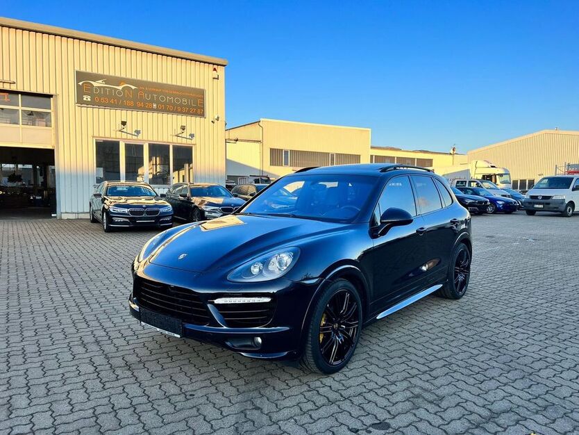Porsche Cayenne 243.000 km 21.900 € Salzgitter 38229