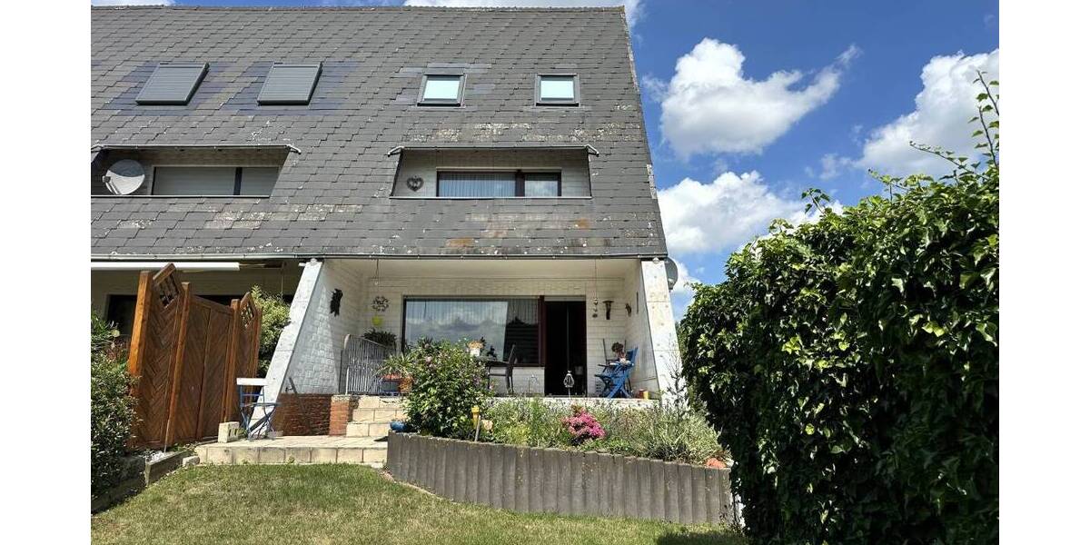 Reihenendhaus mit grünem Garten und Garage! 5 zimmer