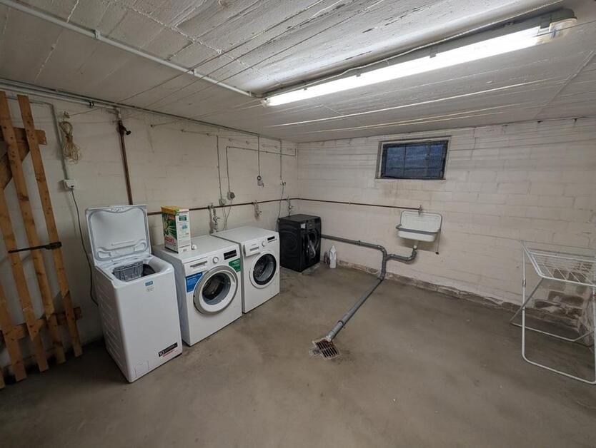 Lichtdurchflutete Wohnung in ruhiger Lage mit Blick über Lehre