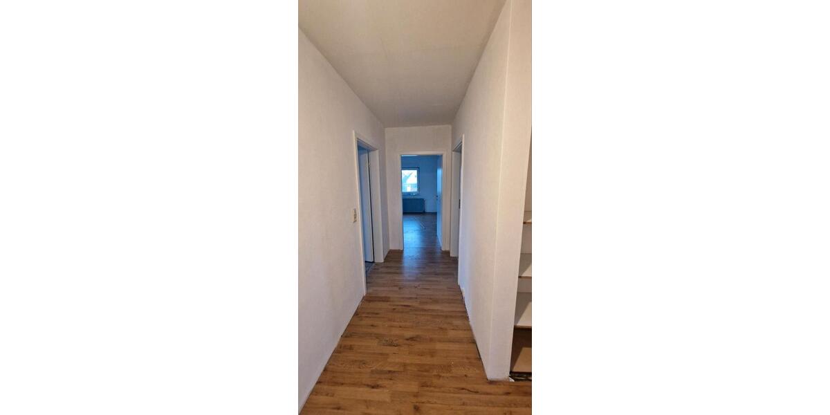 Dachgeschoßwohnung Ilsede Adenstedt - 4 Zimmer, 90 m&sup2;, 690&euro; | Angebot:26373014