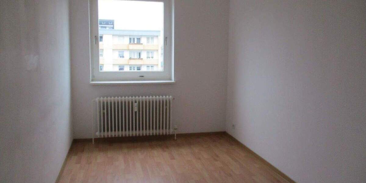 Etagenwohnung Salzgitter Lebenstedt - 2 Zimmer, 58 m&sup2;, 350&euro; | Angebot:26230225