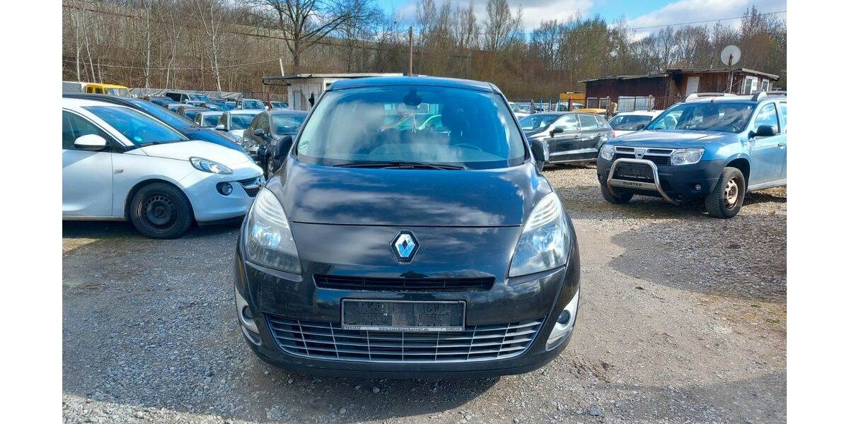Renault Scenic 259.187 km 1.690 € Braunschweig 38120