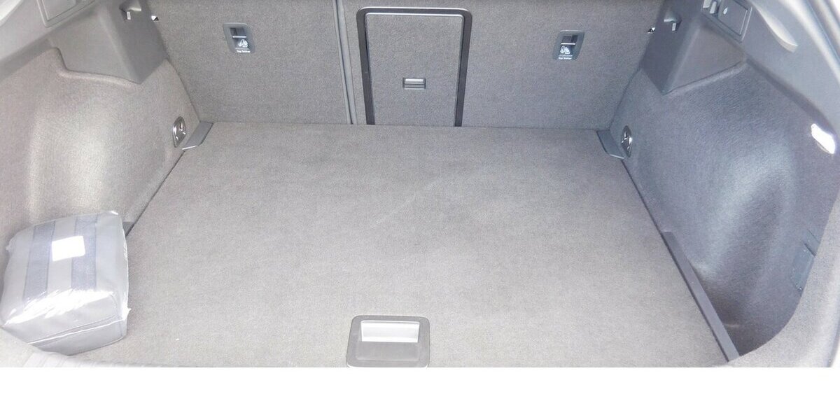 Cupra Formentor 1.5 TSI BMT Klima LED Alu Navi 27.400 km 23.990 € Vordorf 38533