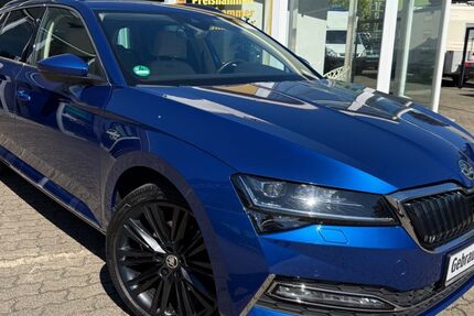 Skoda Superb 81.000 km 22.200 € Braunschweig 38114